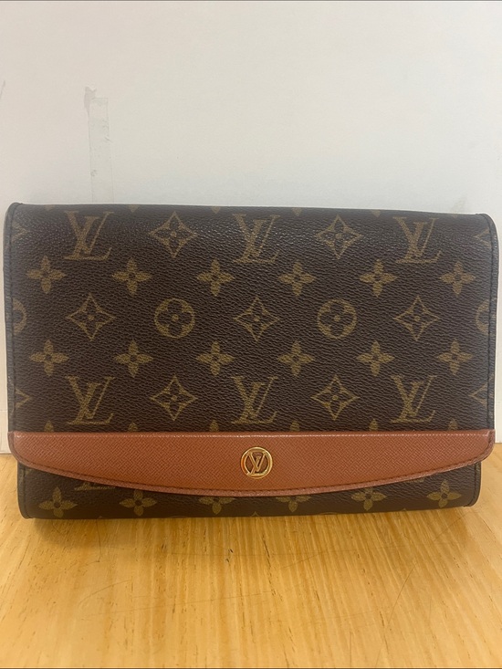 Louis Vuitton Handbags - Louis Vuitton Monogram Canvas Clutch with Brown Trim